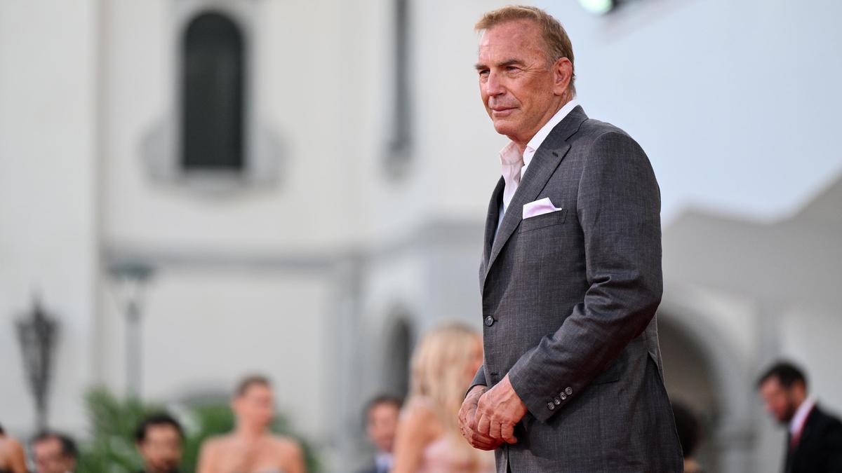 Una actriz demanda a Kevin Costner por una 